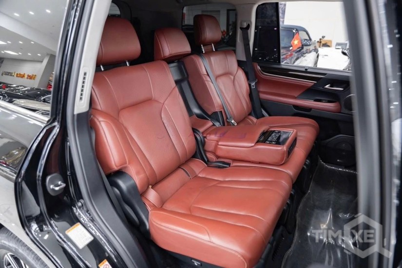 Bán Lexus LX570 nhập Mỹ, sản xuất 2020, lăn bánh 4 vạn km. - TimXe.Net