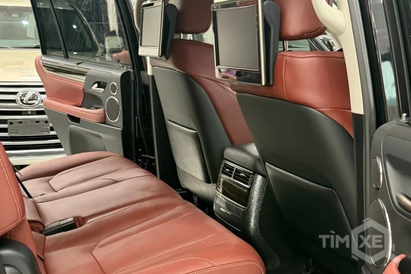 Bán Lexus LX570 nhập Mỹ, sản xuất 2018, lăn bánh chưa đầy 4 vạn, - TimXe.Net
