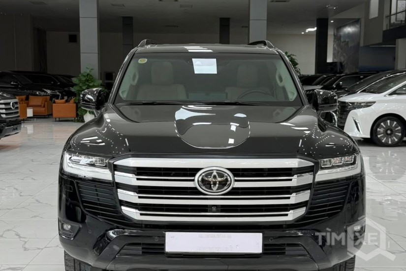 Bán Land Cruiser LC300 sản xuất 2021 - TimXe.Net
