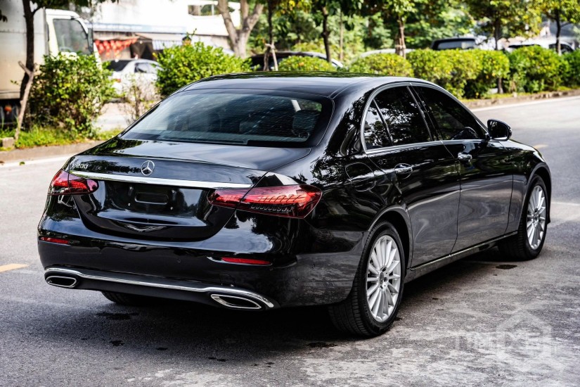 Bán Xe Mercedes-Benz E Class E200 Exclusive 2023 Màu Đen Nội Thất Đen Siêu Lướt Chính Hãng - TimXe.Net