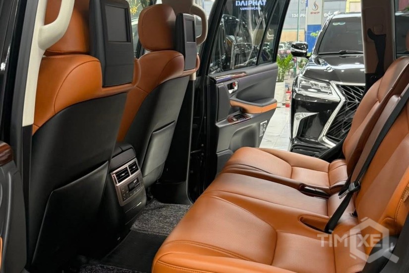 Bán Lexus LX570 nhập Mỹ, sản xuất 2014, chạy ít cực mới. - TimXe.Net