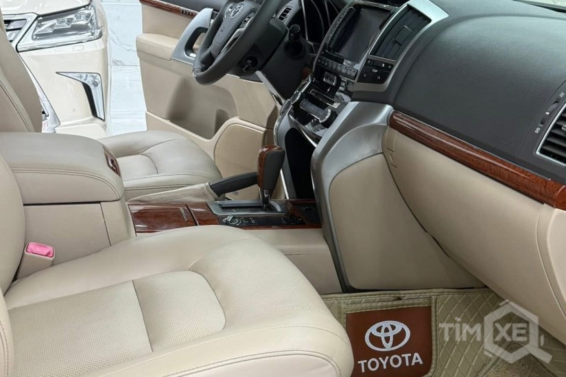 Toyota Land Cruiser 5.7 nhập Mỹ SX 2013 lên fom 2021 có hoán cải. - TimXe.Net
