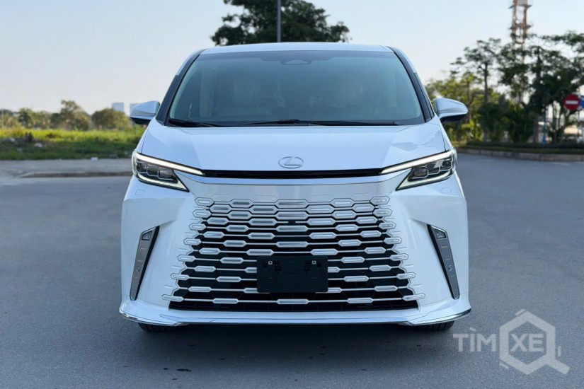 Xe Lexus LM 350 500H 2025 Nhập khẩu - TimXe.Net