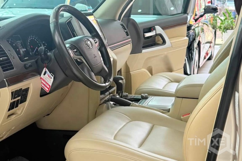 Bán Toyota Land Cruiser 4.6 V8 sản xuất 2016. - TimXe.Net