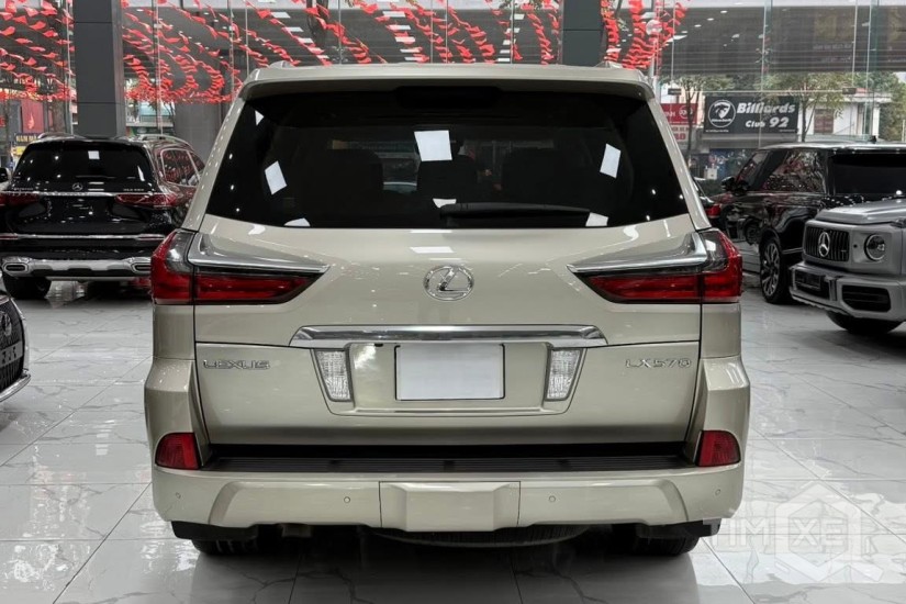 Bán Lexus LX570 sản xuất 2016 màu vàng cát. - TimXe.Net