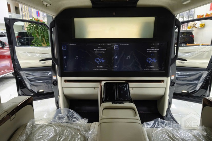 Xe Lexus LM 350 500H 2025 Nhập khẩu - TimXe.Net