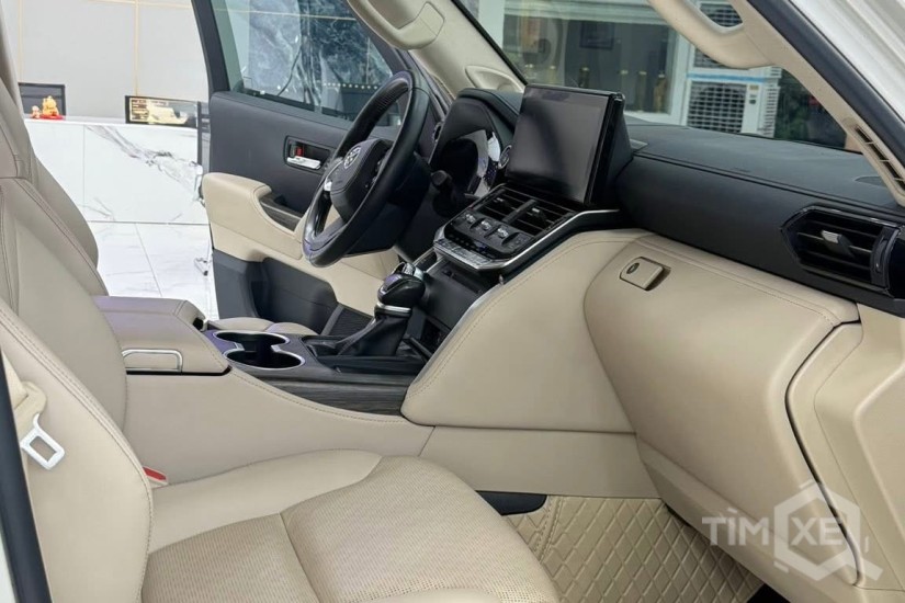 Bán Land Cruiser LC300 sản xuất 2021, Full Trung Đông. - TimXe.Net