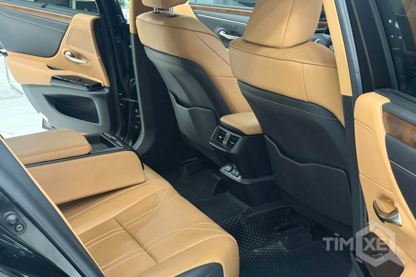 Bán Lexus ES250 sản xuất 2023. Xe cực mới. - TimXe.Net