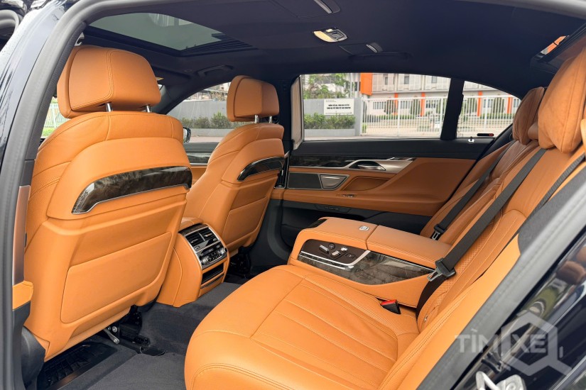 Bán BMW 730Li Msport 2021, nhập khẩu, chạy lướt nhẹ, giá tốt - TimXe.Net