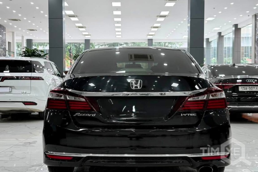 Bán Honda Accord sản xuất 2018. Xe cực đẹp. - TimXe.Net