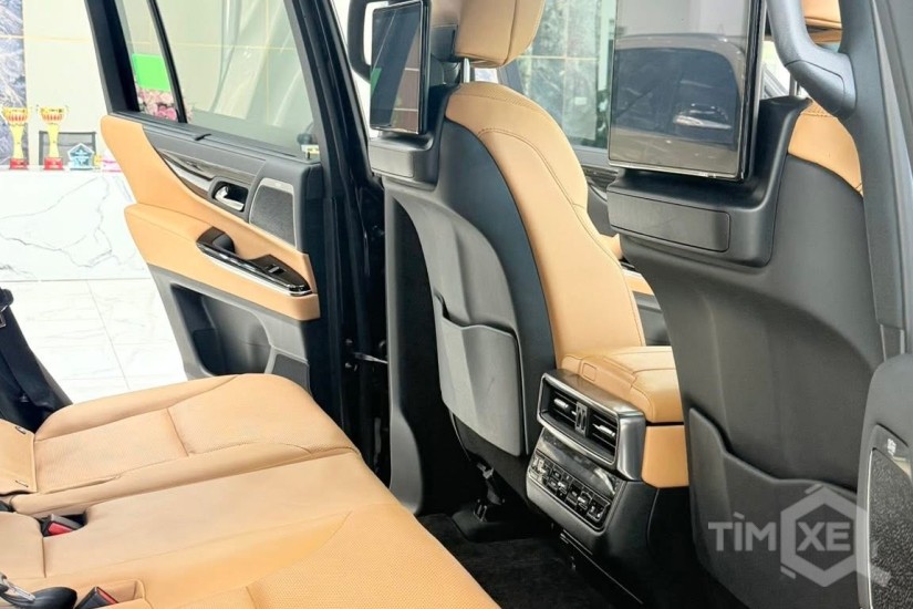 Bán Lexus LX600 Urban 7 chỗ sản xuất 2025 - TimXe.Net
