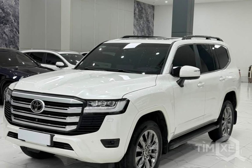 Bán Toyota Land Cruiser LC300 Model 2023. xe đẹp xuất sắc. - TimXe.Net