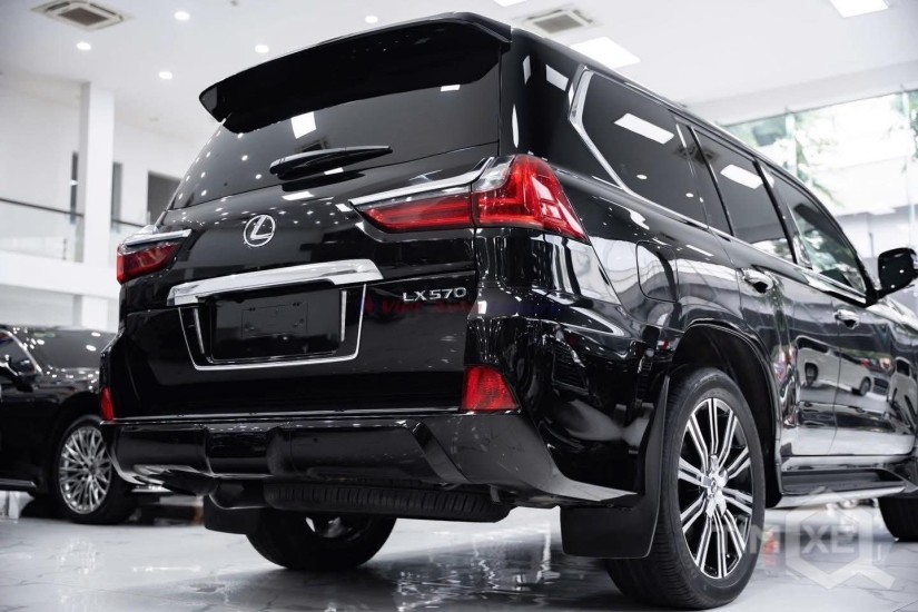 Bán Lexus LX570 nhập Mỹ, sản xuất 2020, lăn bánh 4 vạn km. - TimXe.Net