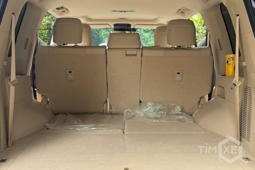 Bán Toyota Land Cruiser LC300 sản xuất 2024 siêu lướt. - TimXe.Net