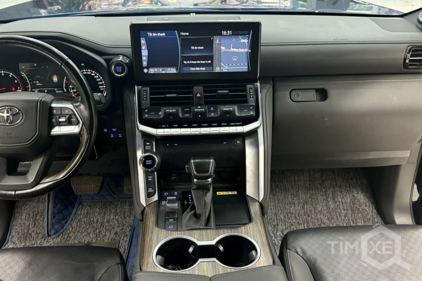 Bán Toyota Land Cruiser LC300 sản xuất 2022. Xe cực mới. - TimXe.Net