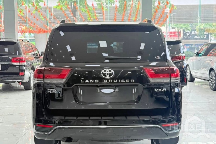 Bán Land Cruiser LC300 sản xuất 2024, sơn Zin 100%. - TimXe.Net