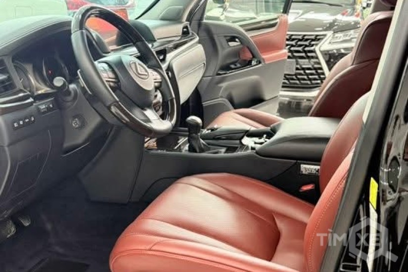 Bán Lexus LX570 nhập Mỹ 2018, 1 chủ, chạy chưa đên 5 vạn. - TimXe.Net