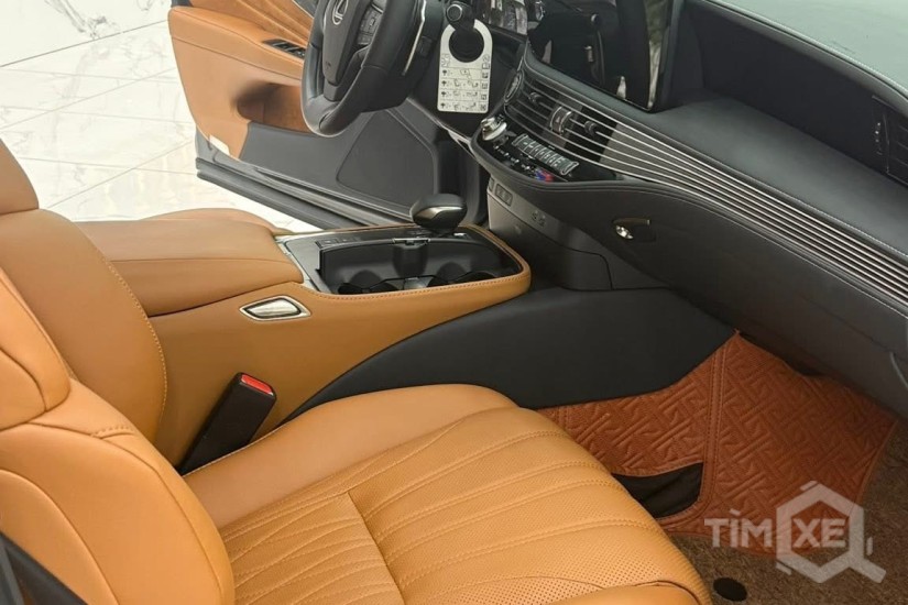 Bán Lexus LS 500h sản xuất 2025 Siêu lướt, rẻ hơn xe mới 2 tỷ đồng. - TimXe.Net