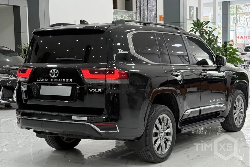 Bán Land Cruiser LC300 sản xuất 2026, lướt 5000Km. - TimXe.Net