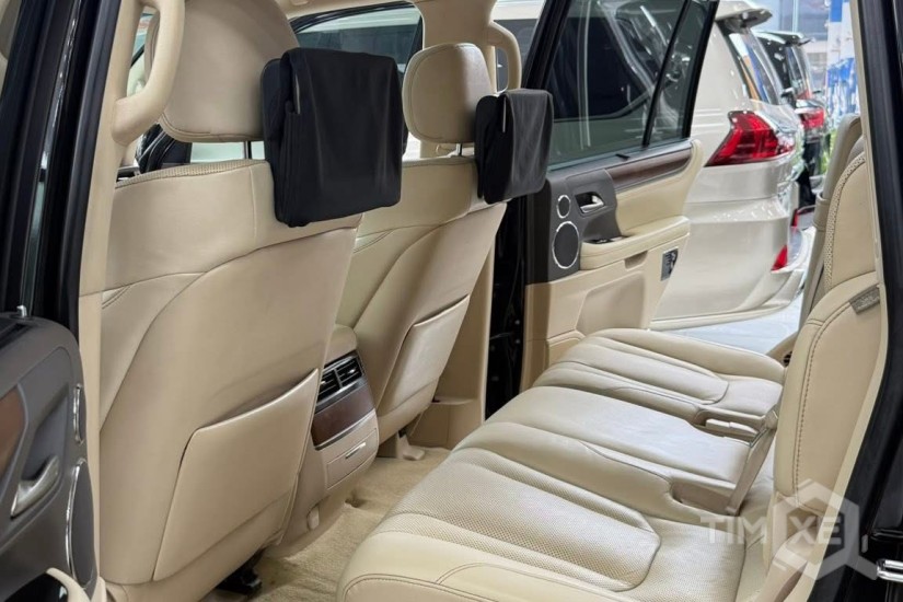 Bán Lexus LX570 nhập Mỹ sản xuất 2016, 1 chủ từ mới, biển Hà Nội. - TimXe.Net