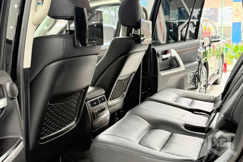 Toyota Land Cruiser 4.6 V8 sản xuất 2020, Full lịch sử hãng. - TimXe.Net