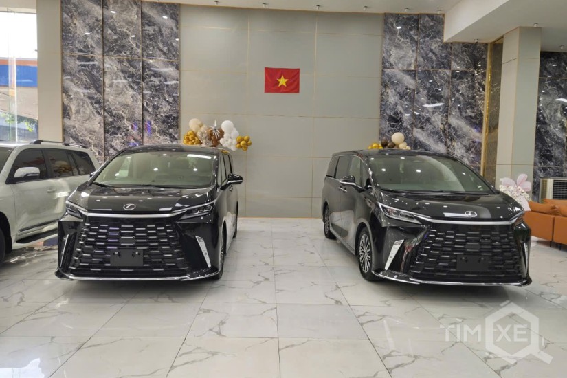 Xe Lexus LM 350 500H 2025 Nhập khẩu - TimXe.Net