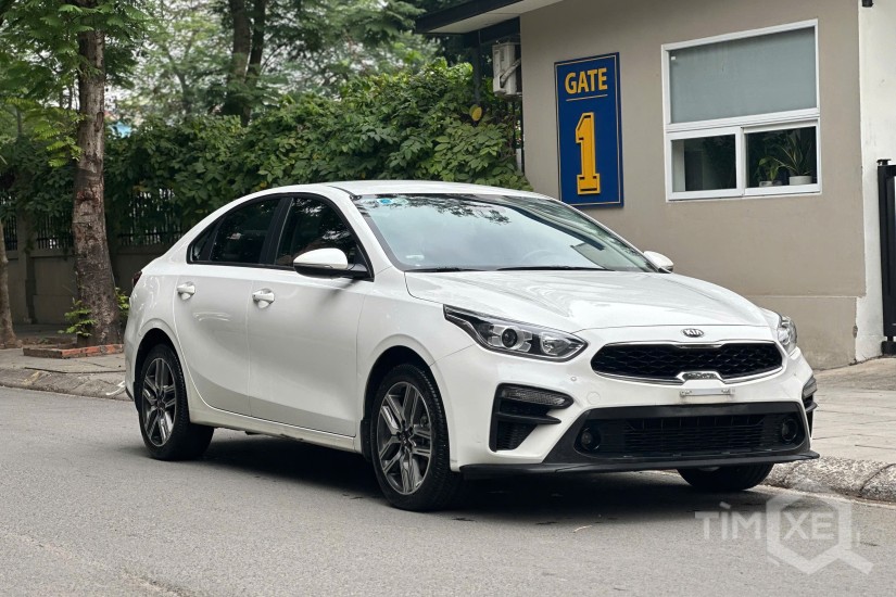Bán Xe Kia Cerato 1.6 MT 2020 Màu Trắng Nội Thất Đen - TimXe.Net