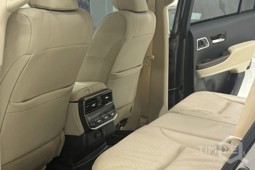 Bán Land Cruiser LC300 màu Đồng, sản xuất 2024. - TimXe.Net