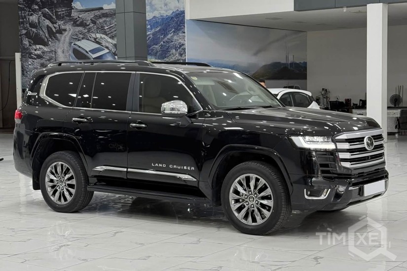Bán Land Cruiser LC300 sản xuất 2026, lướt 5000Km. - TimXe.Net