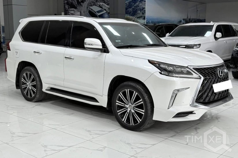 Bán Lexus LX570 sản xuất 2016, lăn bánh cực ít. Xe siêu mới. - TimXe.Net
