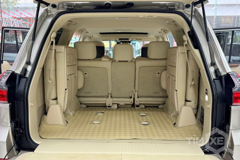 Bán Lexus LX570 Nhập Mỹ, lăn bánh 5 vạn. Xe siêu mới. - TimXe.Net