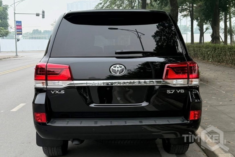 Bán Toyota Land Cruiser 4.6 V8 sản xuất 2020, lên 4 ghế MBS siêu VIP. - TimXe.Net