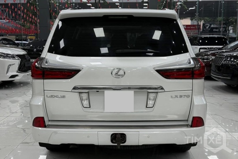 Bán Lexus LX570 2016, nhập Trung Đông, một chủ từ mới. - TimXe.Net