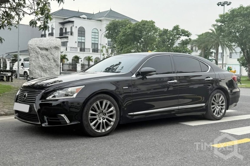 Bán Lexus LS460L, sản xuất 2014. Xe đi ít cực mới. - TimXe.Net