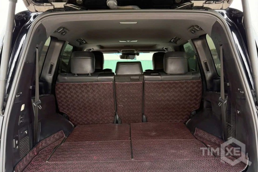 Land Cruiser LC300 sản xuất 2023 cực chât, sang trọng và giữ giá. - TimXe.Net