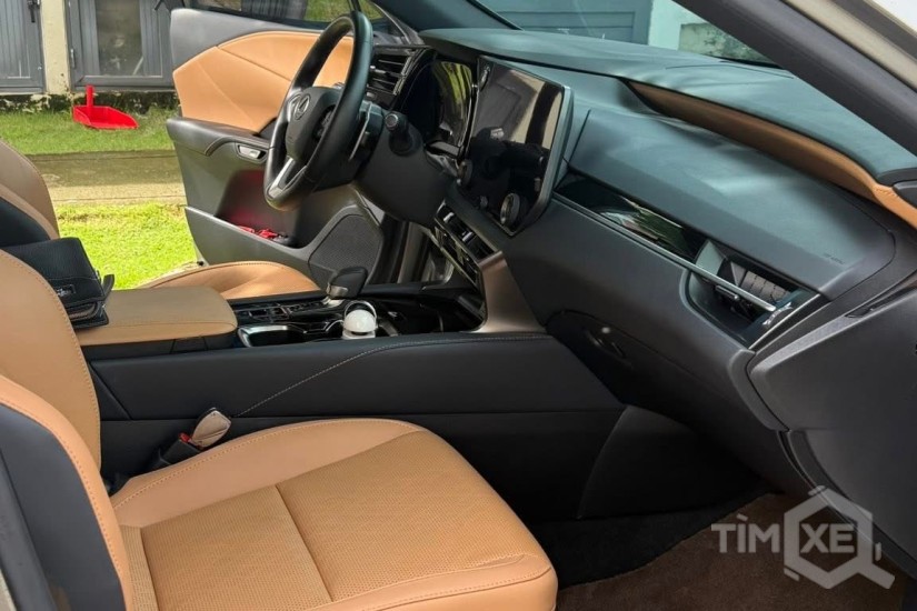 Lexus RX350 Premium Sản xuất 2024, lăn bánh hơn 1 vạn km. Xe như mới. - TimXe.Net