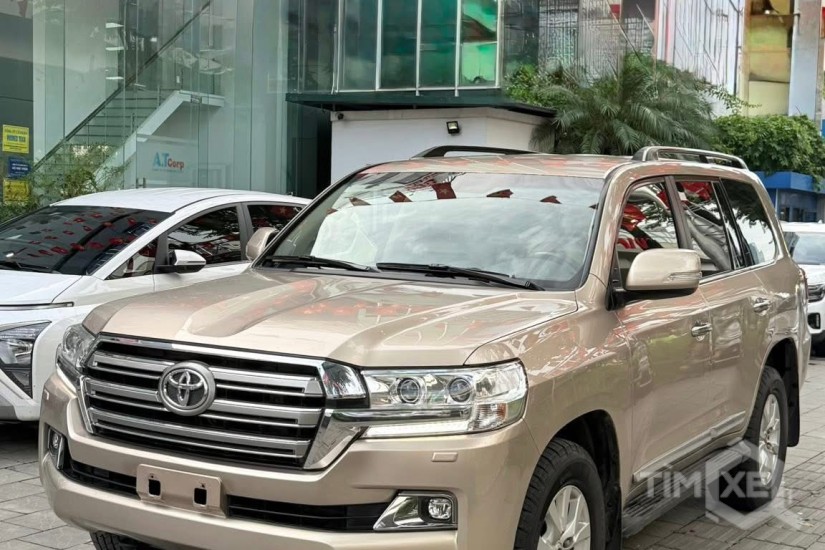 Bán Toyota Land Cruiser 4.6 V8 sản xuất 2016, 1 chủ, full lịch sử hãng - TimXe.Net