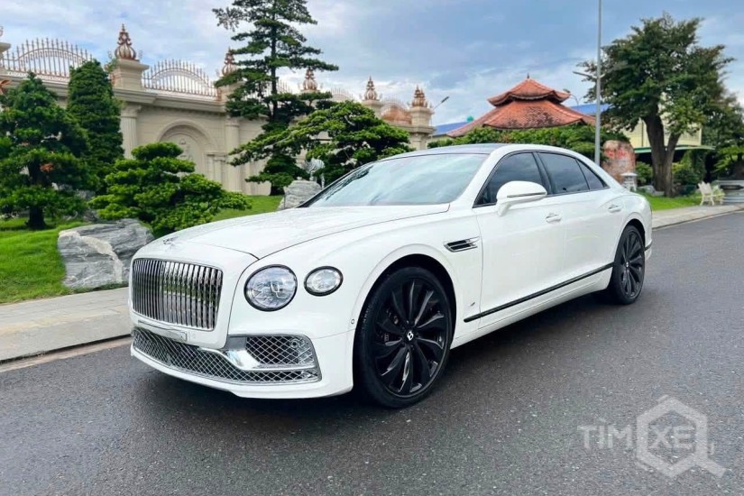 Bán Bentley Flying First Edition sản xuất 2021, mới lăn bánh 9000 Km. - TimXe.Net