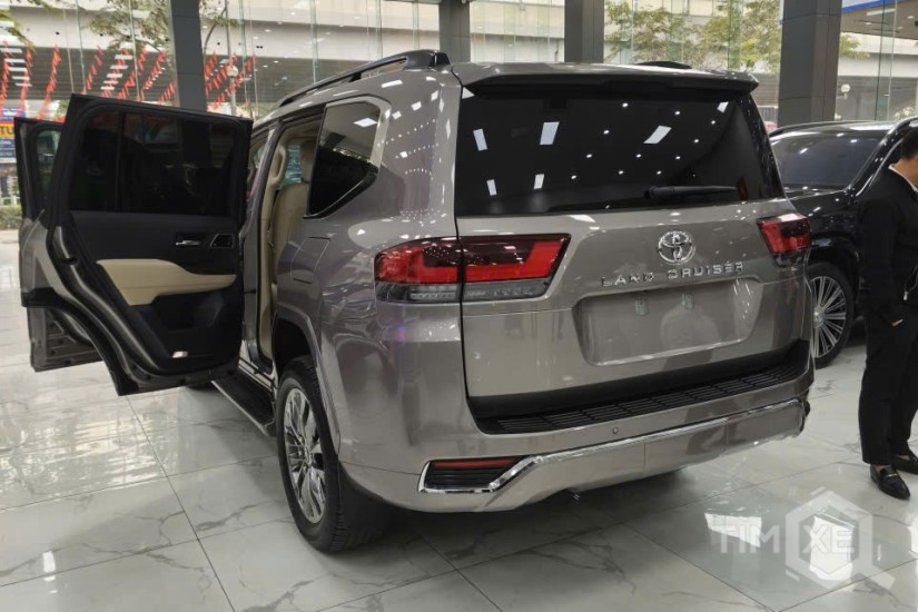 Xe cũ Toyota Land Cruiser LC300 2024 Nhập khẩu - TimXe.Net