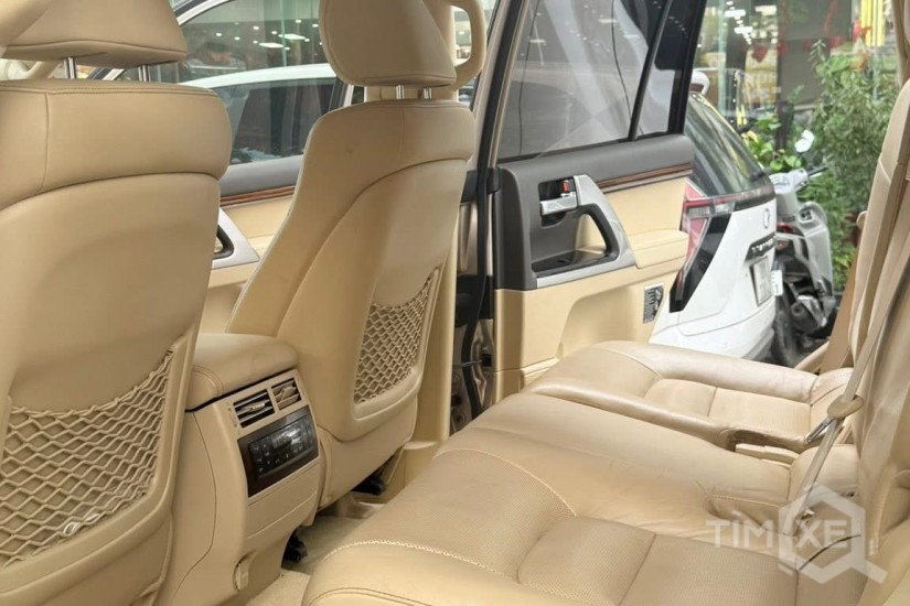 Bán Toyota Land Cruiser 4.6 V8 sản xuất 2016, 1 chủ, full lịch sử hãng - TimXe.Net
