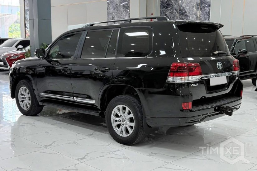 Bán Toyota Land Cruiser 4.6 V8 sản xuất 2016, chạy ít xe cực mới. - TimXe.Net