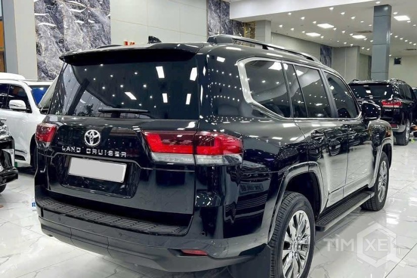 Bán Toyota Land Cruiser LC300, sản xuất 2025. siêu lướt mới 99,99% - TimXe.Net