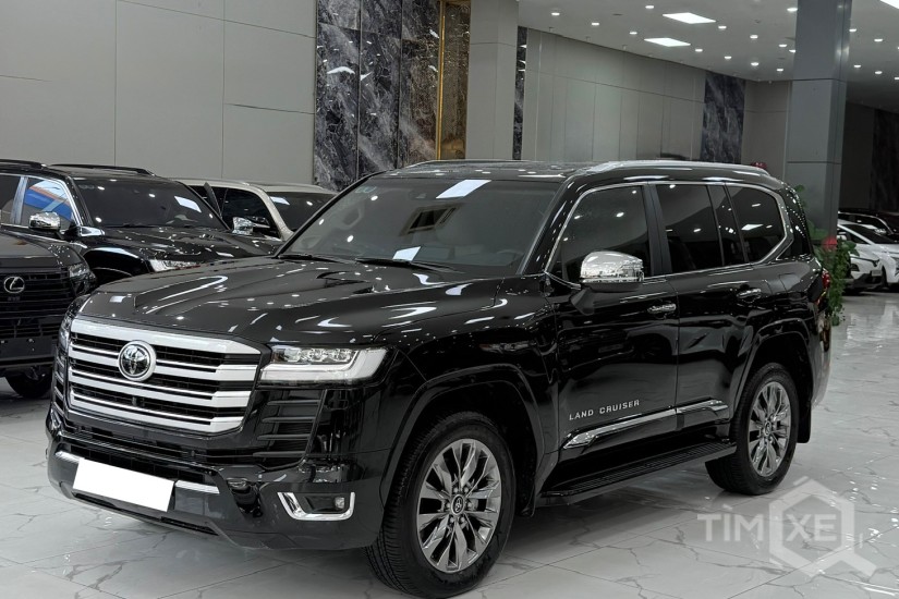 Land Cruiser LC300 sản xuất 2024 siêu lướt, full Bodykit và PPF. - TimXe.Net