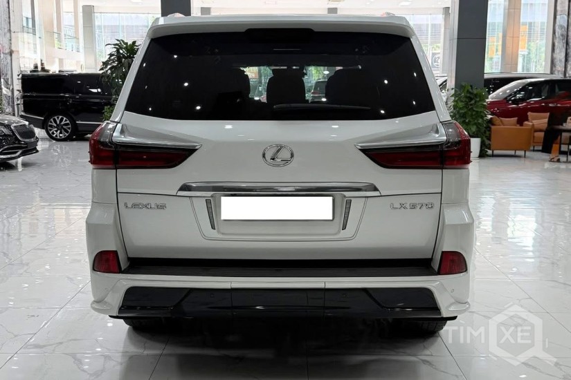 Bán Lexus LX570 sản xuất 2016, lăn bánh cực ít. Xe siêu mới. - TimXe.Net