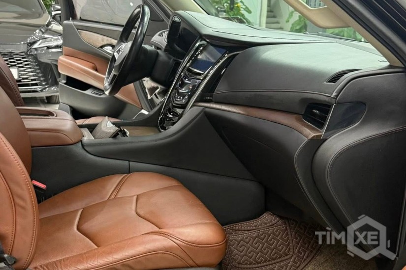 Bán Cadillac Escalade ESV Platinum sản xuất 2016. - TimXe.Net