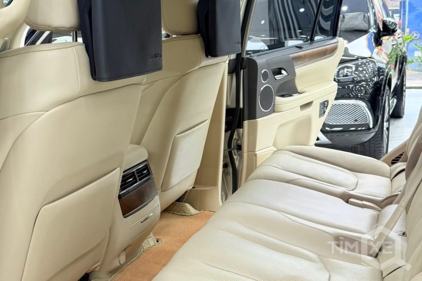 Bán Lexus LX570 Nhập Mỹ, lăn bánh 5 vạn. Xe siêu mới. - TimXe.Net