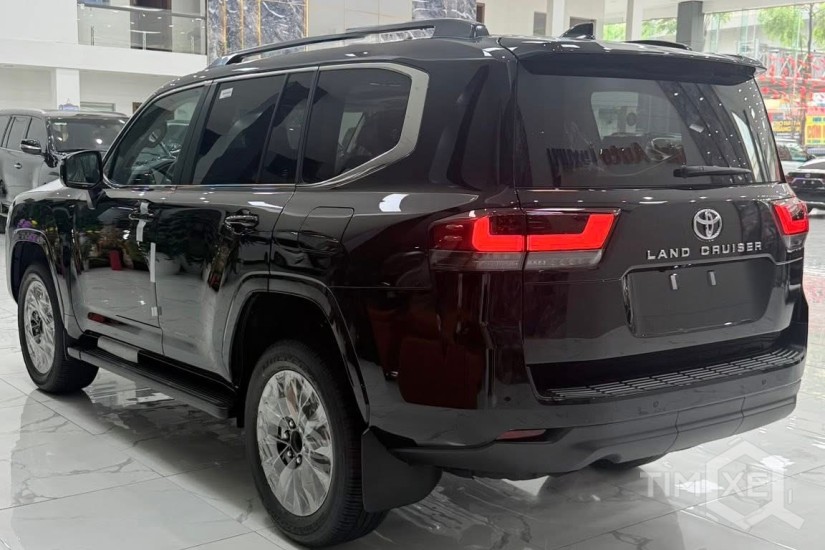 Bán Toyota Land Cruiser LC300 sản xuất 2026, mới 100%. xe giao ngay. - TimXe.Net