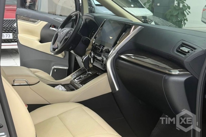 Bán Toyota Alphard Executive lounge sản xuất 2022, lăn bánh cực ít. - TimXe.Net