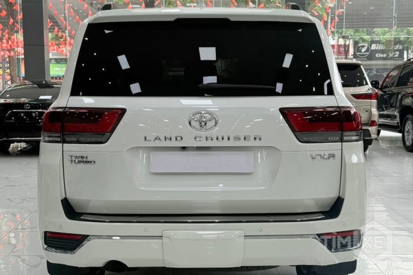 Bán Land Cruiser LC300 sản xuất 2025, siêu lướt 5000Km - TimXe.Net