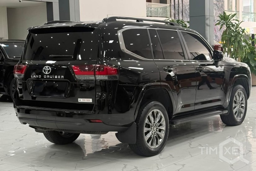 Bán Land Cruiser LC300 sản xuất 2023.Xuất hoá đơn VAT. - TimXe.Net